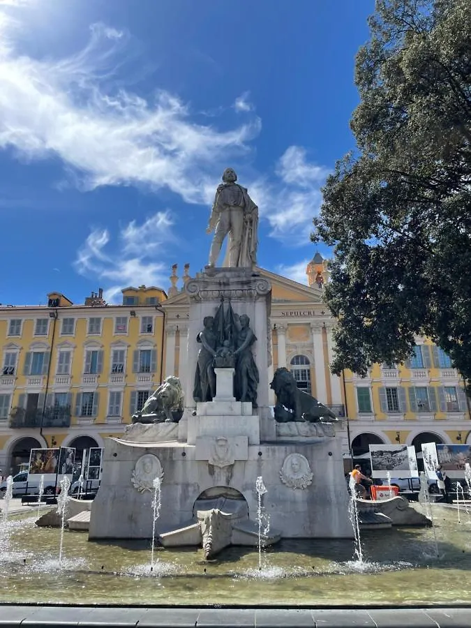 アパート Suite Nomade - Vieux Nice - 2 Chambres - Wifi - Ac - 5 Min Des Plages - 30 Min De Cannes Et Monaco
