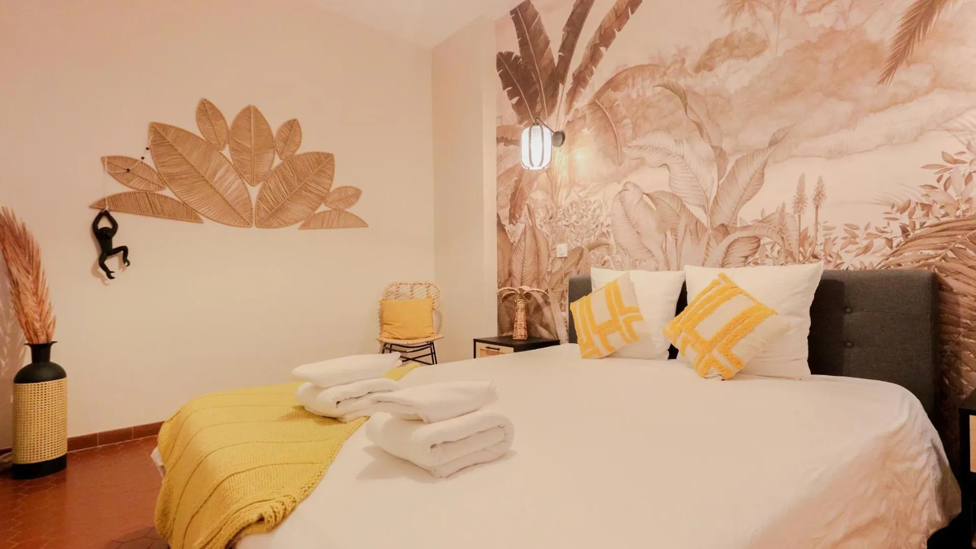 Suite Nomade - Vieux Nice - 2 Chambres - Wifi - Ac - 5 Min Des Plages - 30 Min De Cannes Et Monaco フランス