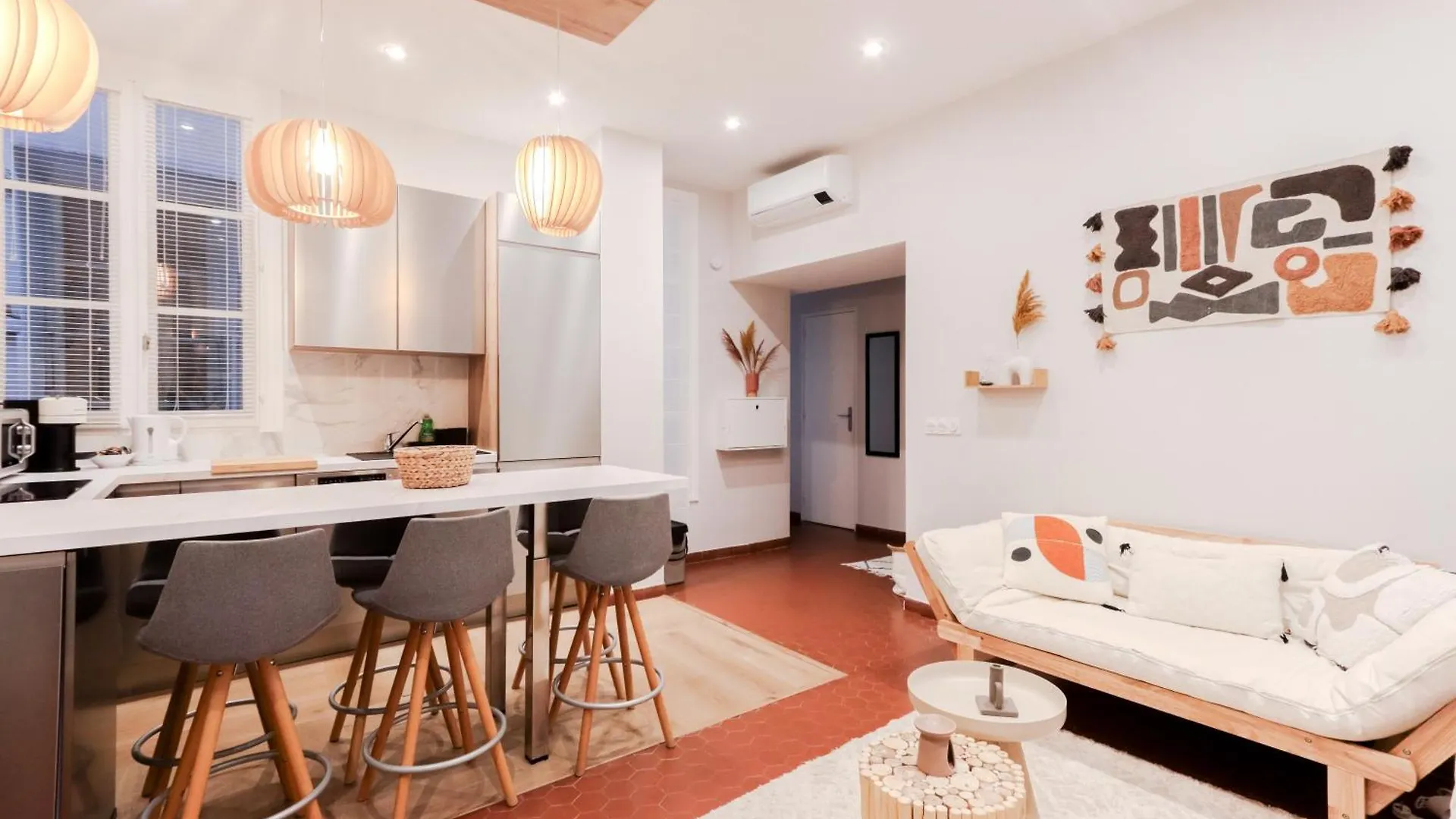 Suite Nomade - Vieux Nice - 2 Chambres - Wifi - Ac - 5 Min Des Plages - 30 Min De Cannes Et Monaco